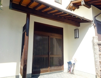 施工後の玄関周りです。	