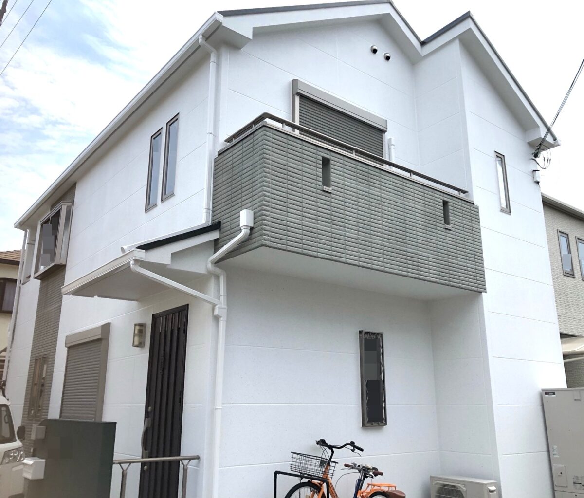 グリーンにこだわり、清楚な仕上がりに！