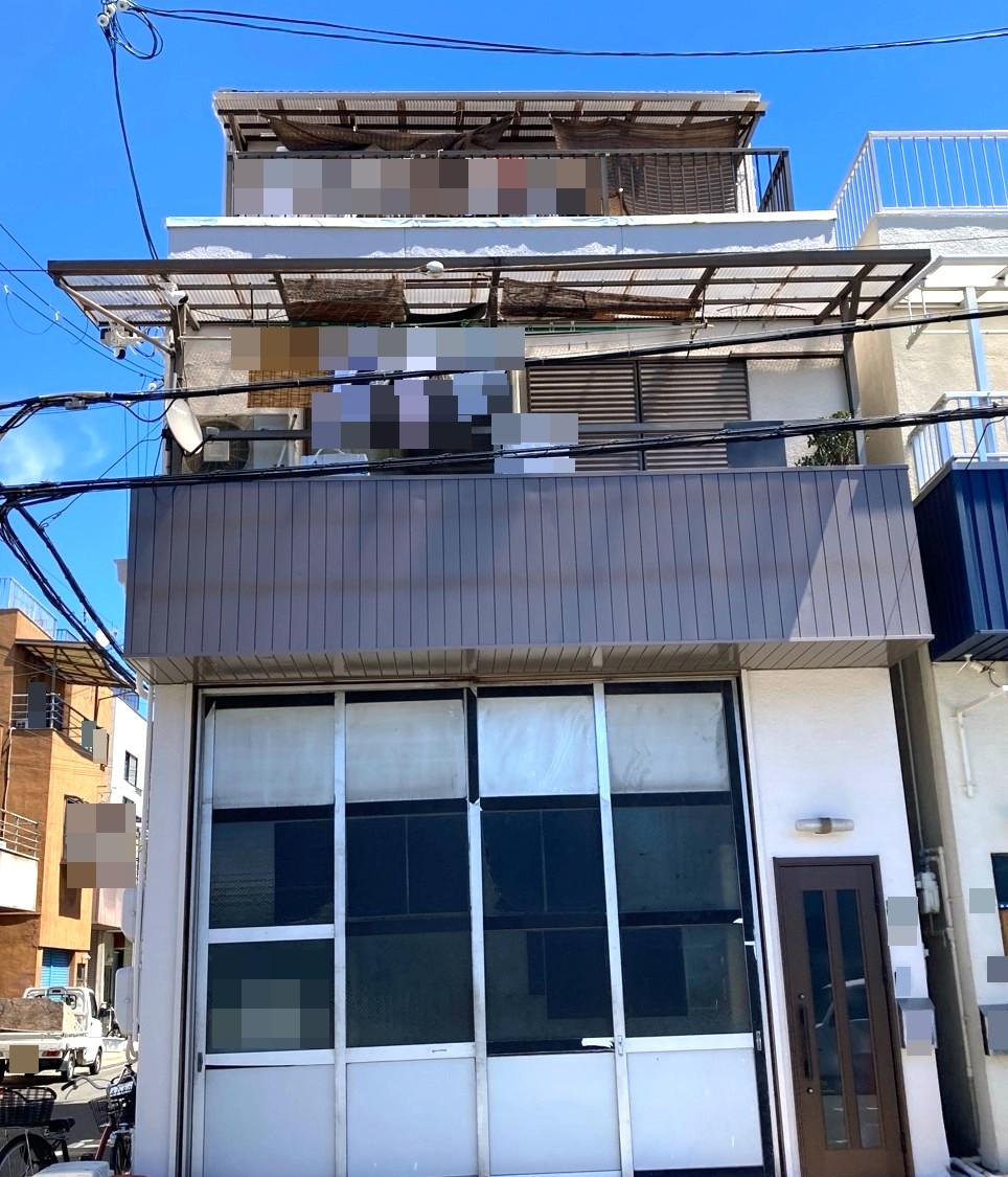 アクセント部分をシックな色で、落ち着いた雰囲気に！