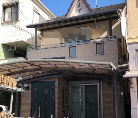 タイル柄と調和する、品よくまとまったベージュの住まいへ！