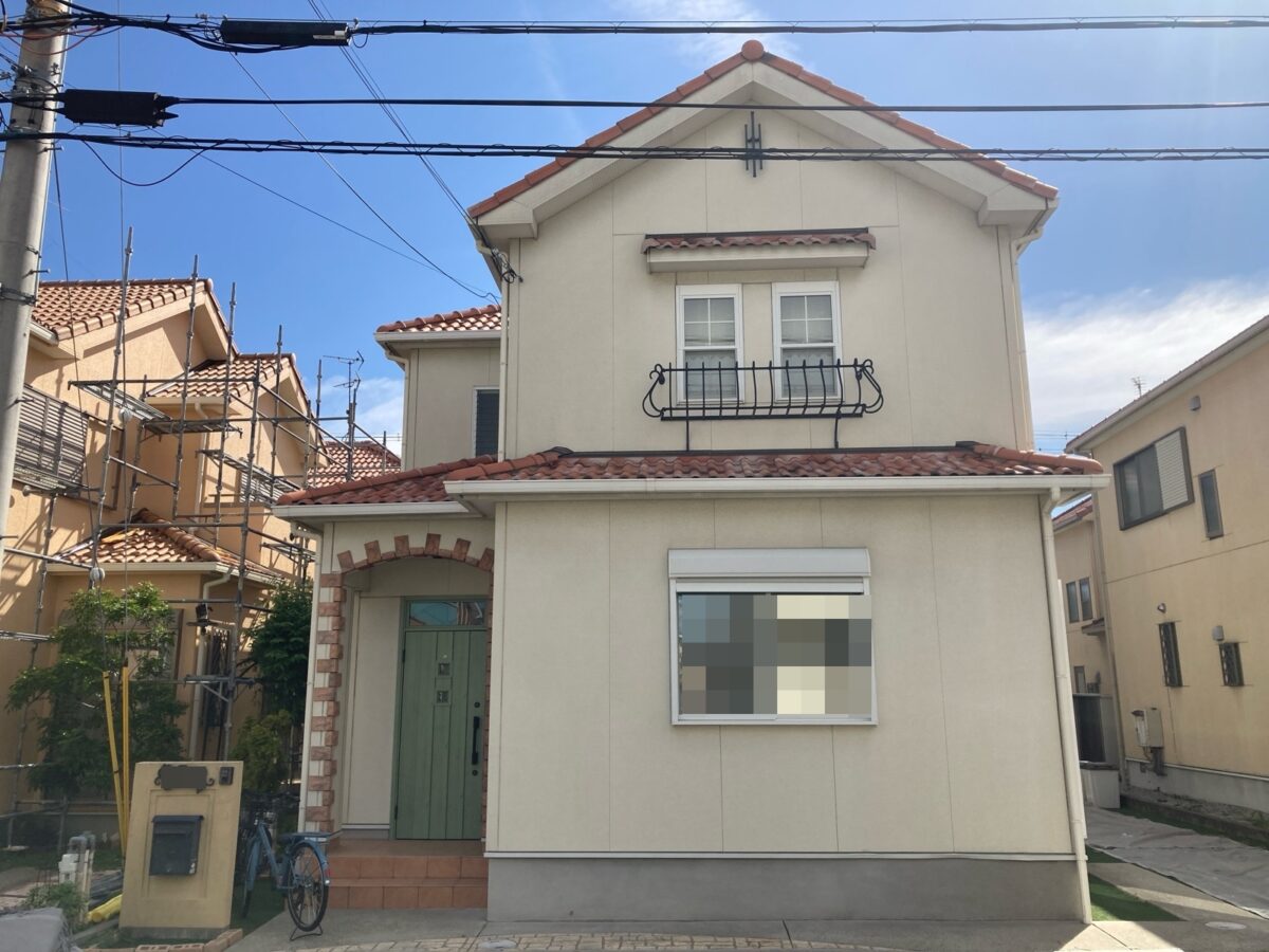 馴染みの色で、新築のような輝きを