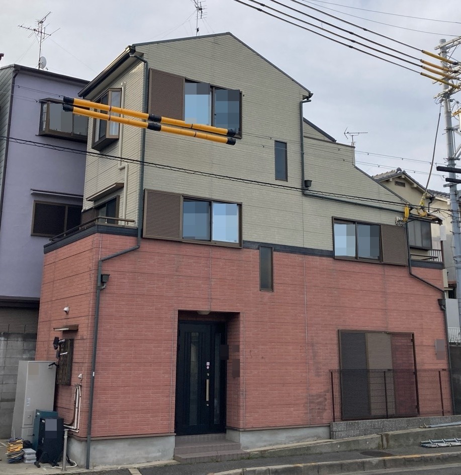 白の美しさで魅せる外観へ