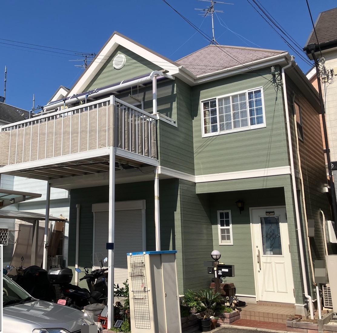 落ち着いたグリーンで、やさしく上品な住まいへ！